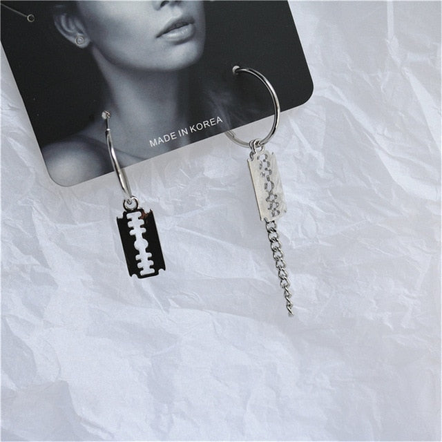 Punk Cheap Sliver Handcuffs Blade Gun Drop Earrings Creativity Jewelry Accessories Women Simple Fashion Cool Wholesale Pistols