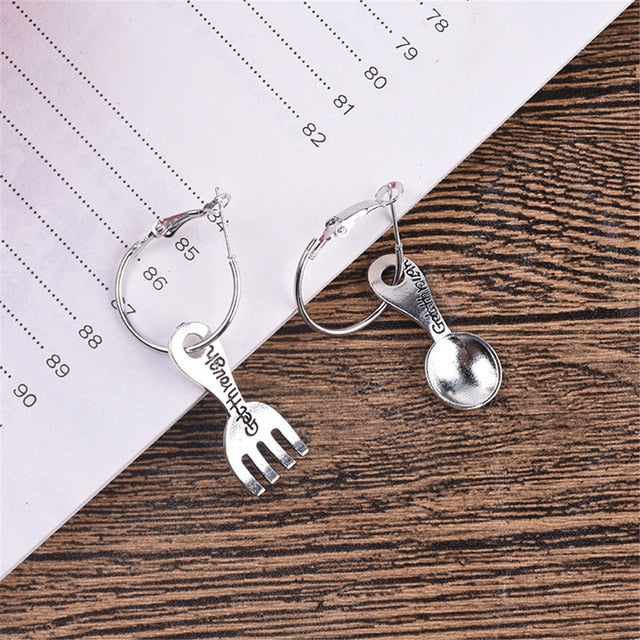 Punk Cheap Sliver Handcuffs Blade Gun Drop Earrings Creativity Jewelry Accessories Women Simple Fashion Cool Wholesale Pistols