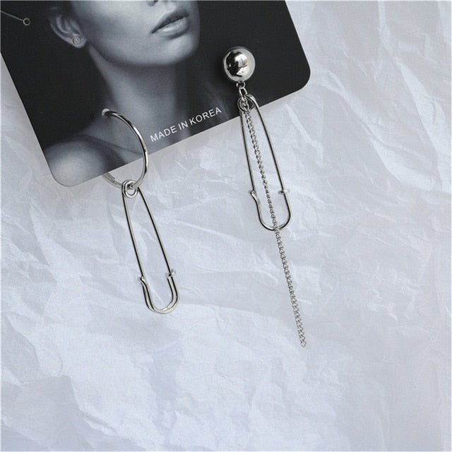 Punk Cheap Sliver Handcuffs Blade Gun Drop Earrings Creativity Jewelry Accessories Women Simple Fashion Cool Wholesale Pistols