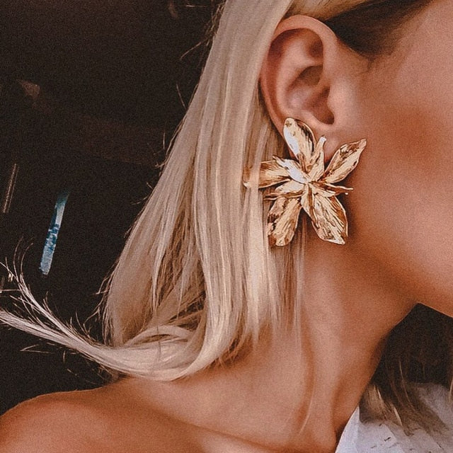 IPARAM 2020 New Big Circle Round Hoop Earrings for Women's Fashion Statement Golden Punk Charm Earrings Party Jewelry